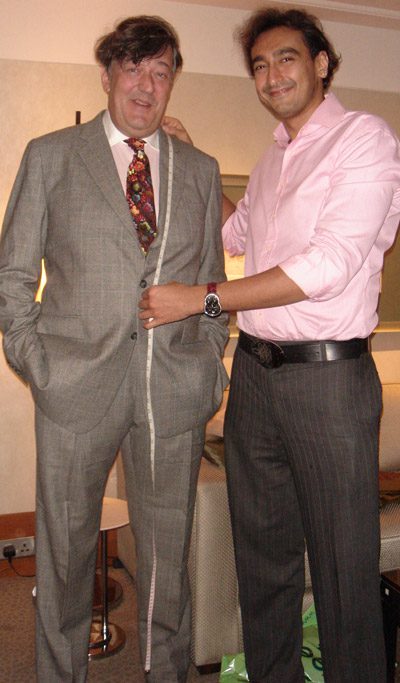 Stephen Fry measures up with Roshan Melwani at his hotel