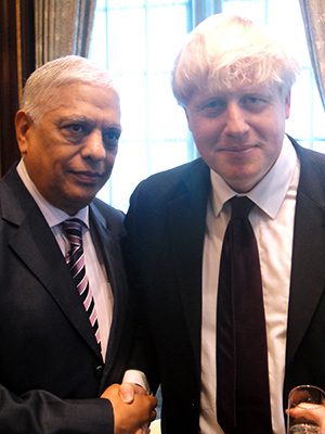 Boris Johnson with Manu at his hotel