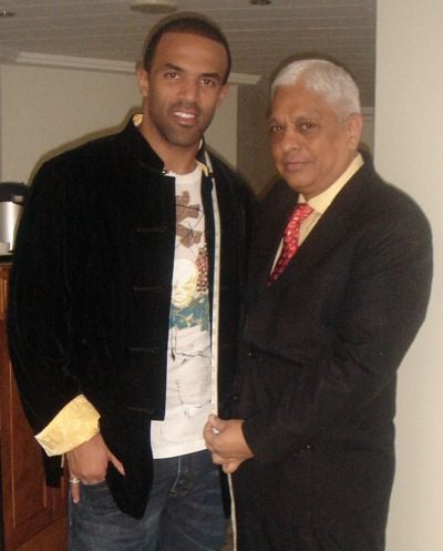 Craig David measures up with Manu Melwani at his hotel