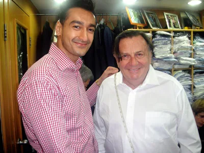 Barry Humphries with Roshan Melwani